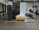 Industrielle Fertigungsanlagen in einer modernen Fabrikumgebung