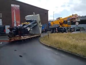 Transportation of Industrial Equipment with a Heavy Duty Yellow Crane